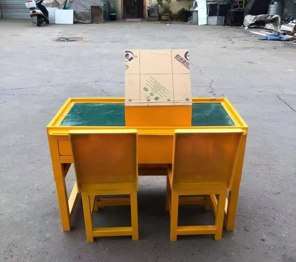 镇康防静电导通桌井下煤矿火工品发放桌：危险品流转的安全守护者